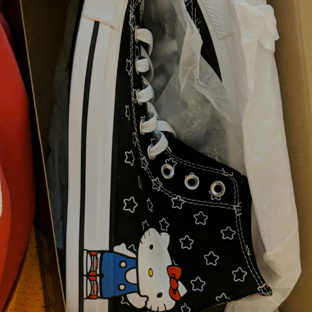 Hello Kitty shoes